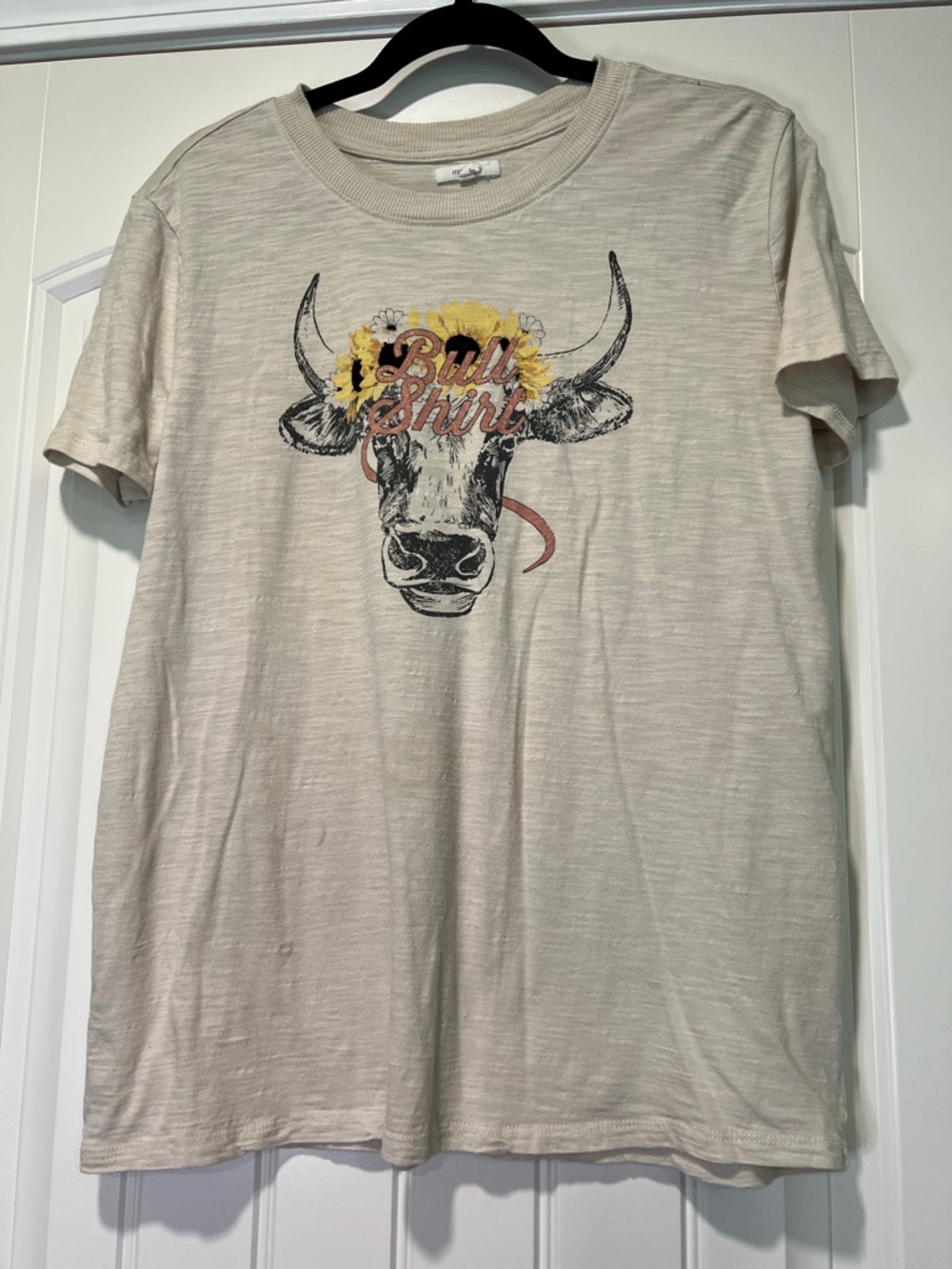 Maurices Cream Short Sleeve Graphic Tee with Bull and Floral Accent